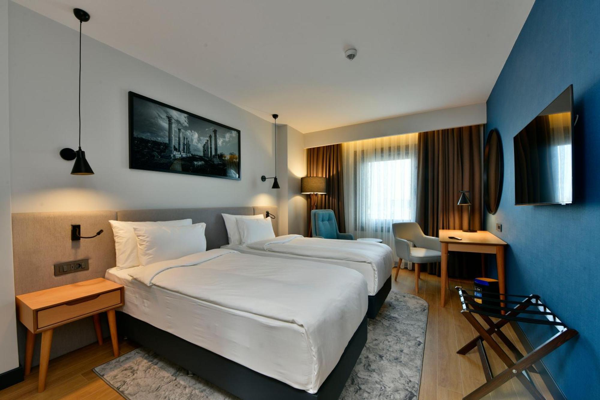 Radisson Hotel Mersin Екстер'єр фото